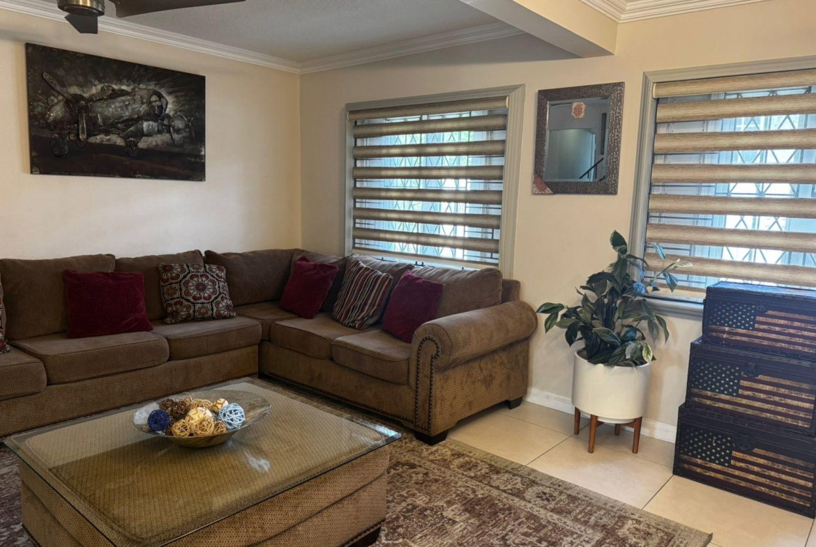 Third image of Ph13-5 Comlin Bank Road in Kingston 5, St. Andrew, Jamaica - property is For Rent