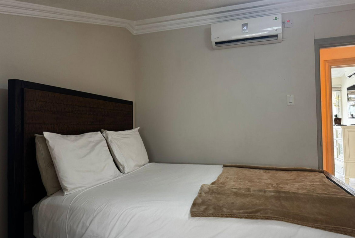 Eighth image of Ph13-5 Comlin Bank Road in Kingston 5, St. Andrew, Jamaica - property is For Rent