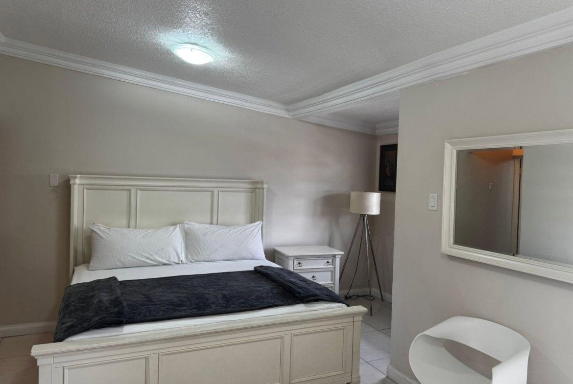 Ninth image of Ph13-5 Comlin Bank Road in Kingston 5, St. Andrew, Jamaica - property is For Rent