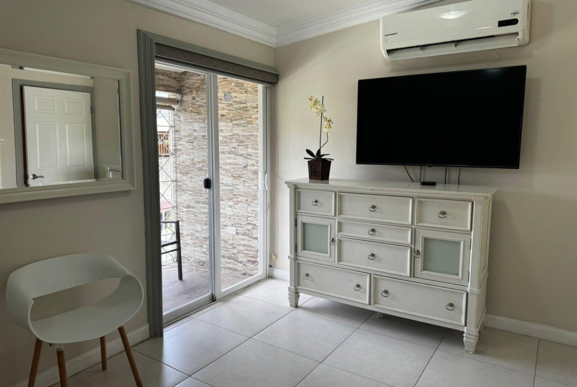 Tenth image of Ph13-5 Comlin Bank Road in Kingston 5, St. Andrew, Jamaica - property is For Rent