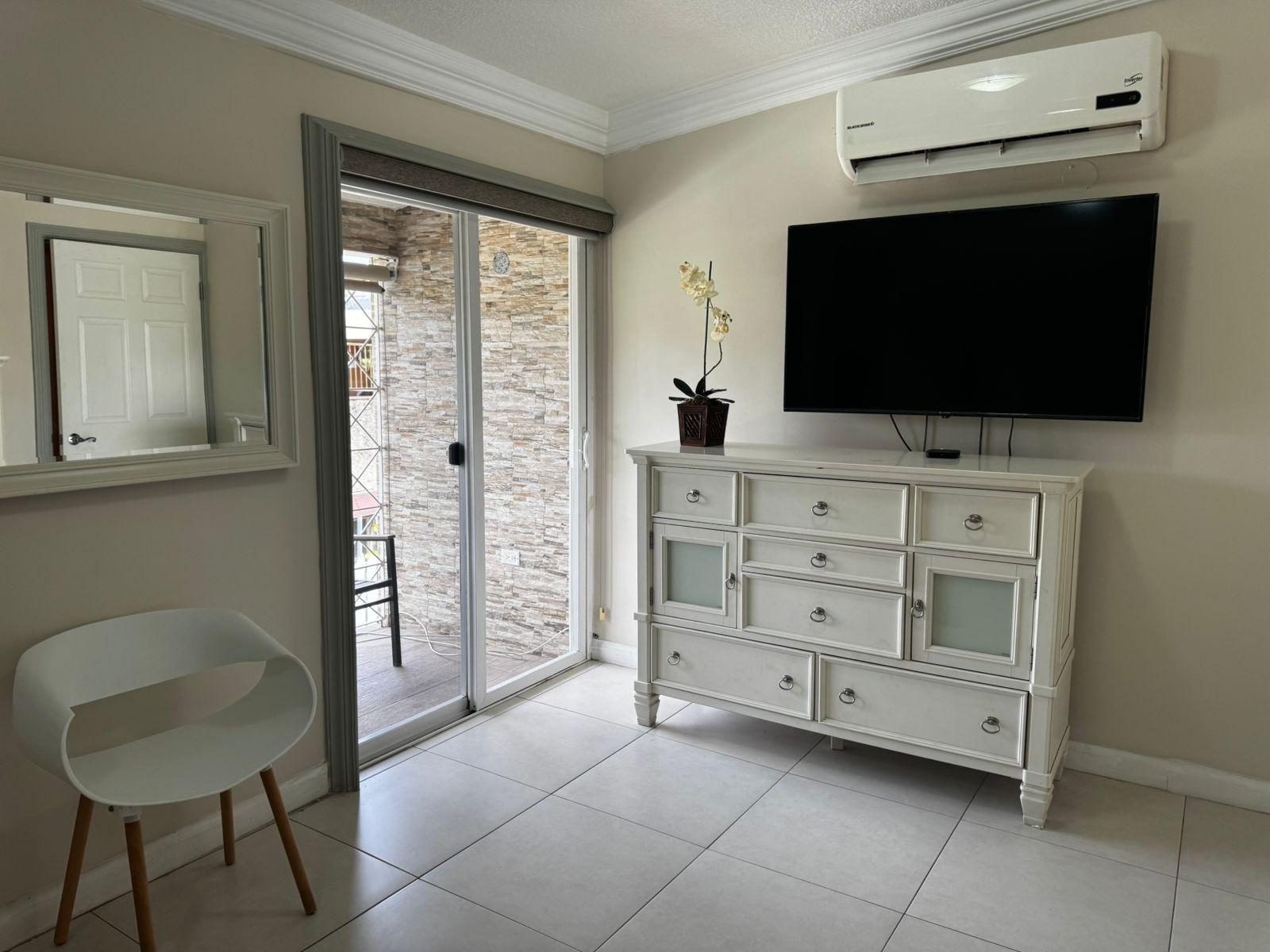 Tenth image of Ph13-5 Comlin Bank Road in Kingston 5, St. Andrew, Jamaica - property is For Rent