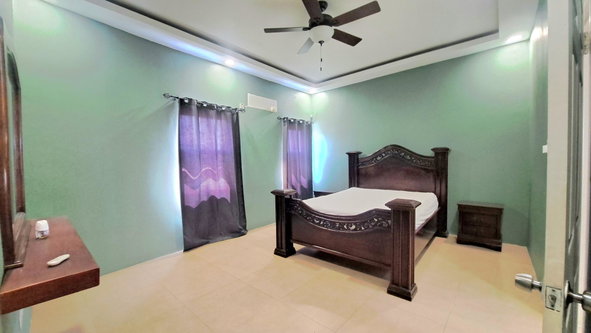 Eighteenth image of 33 Collingwood Cir, Portmore in Greater Portmore, St. Catherine, Jamaica - property is For Rent