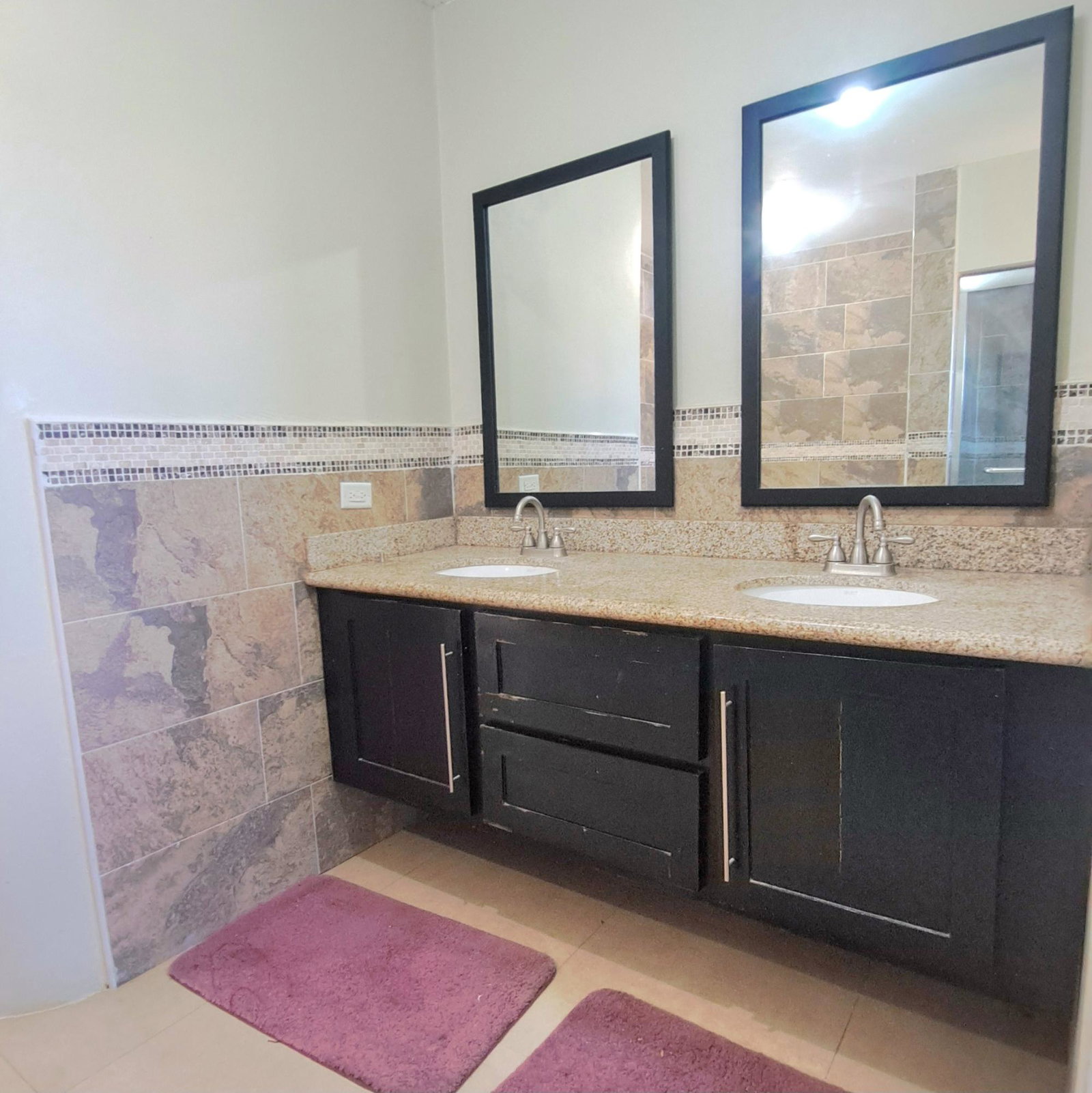 Twenty-Seventh image of 33 Collingwood Cir, Portmore in Greater Portmore, St. Catherine, Jamaica - property is For Rent