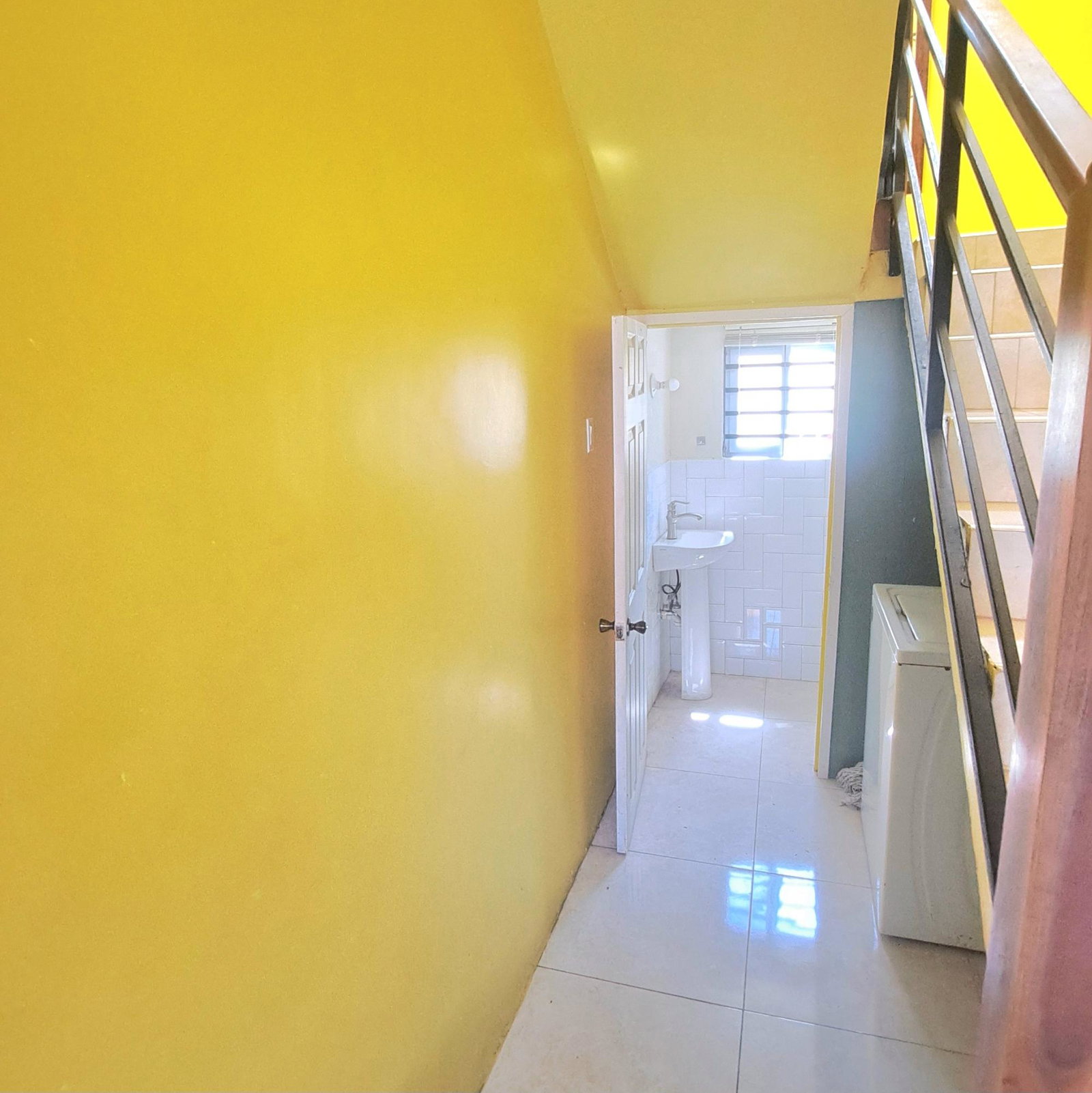 Tenth image of 33 Collingwood Cir, Portmore in Greater Portmore, St. Catherine, Jamaica - property is For Rent