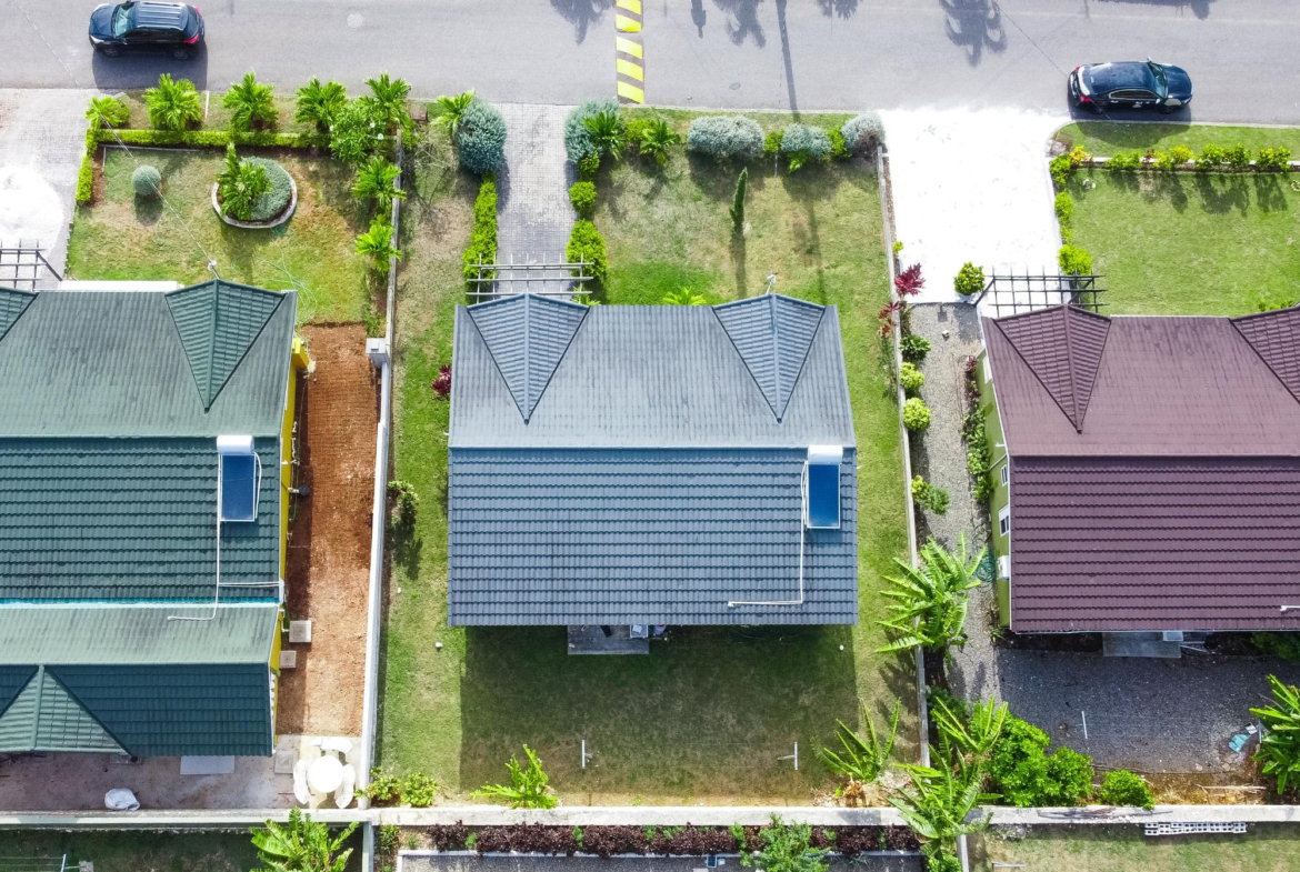 Second image of 37 Stonebrook Manor in STONEBROOK, Trelawny, Jamaica - property is For Rent