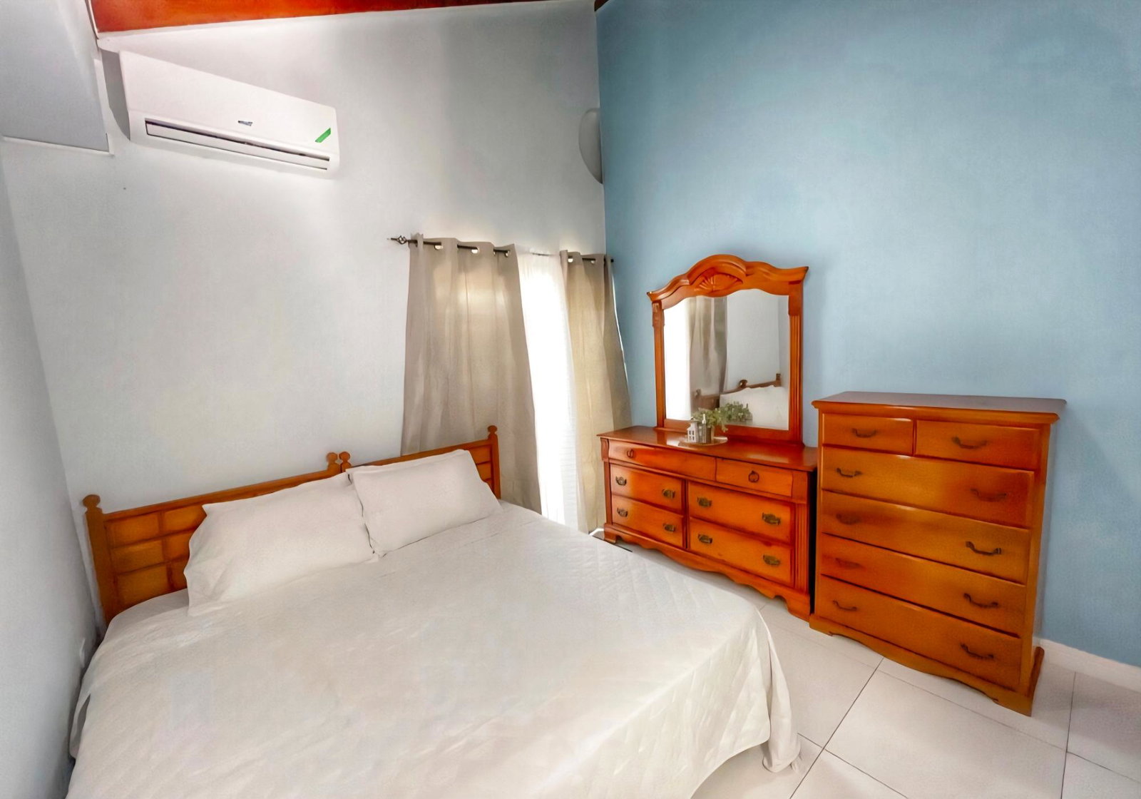 Sixteenth image of 9a- Leader Avenue in Montego Bay, St. James, Jamaica - property is For Rent
