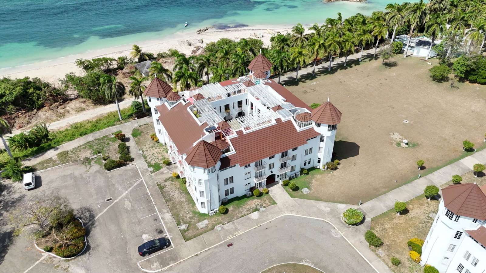 Fully-Furnished-Studio-for-Sale-at-Sea-Castle-Montego-Bay-Resort-Apartment-in-St.-James-Jamaica Second image of A1- Sea Castle in Rose Hall, St. James, Jamaica - property is For Sale