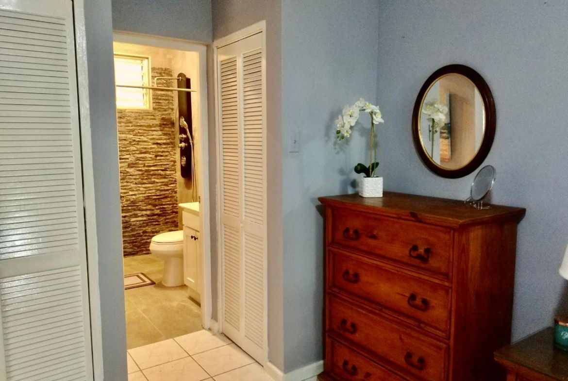 Twelfth image of Apt 1,-5 st Michael's Terrace in Kingston 6, St. Andrew, Jamaica - property is For Rent