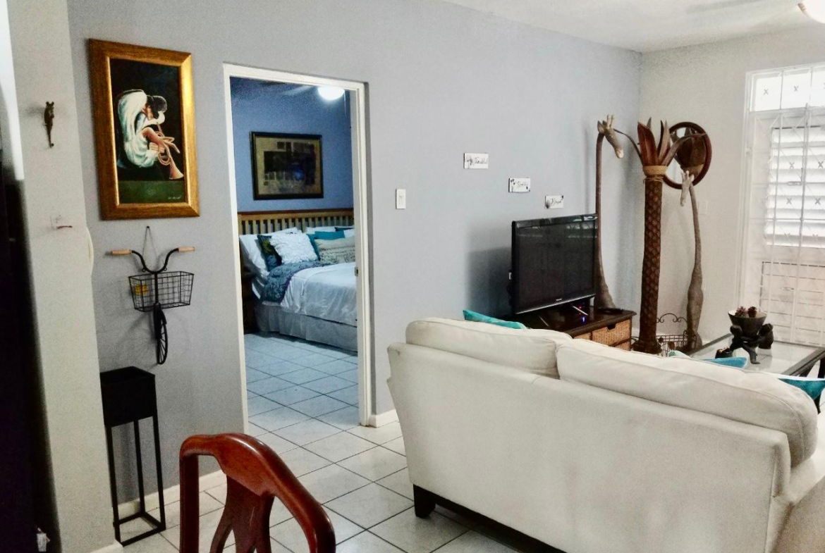 Eighteenth image of Apt 1,-5 st Michael's Terrace in Kingston 6, St. Andrew, Jamaica - property is For Rent