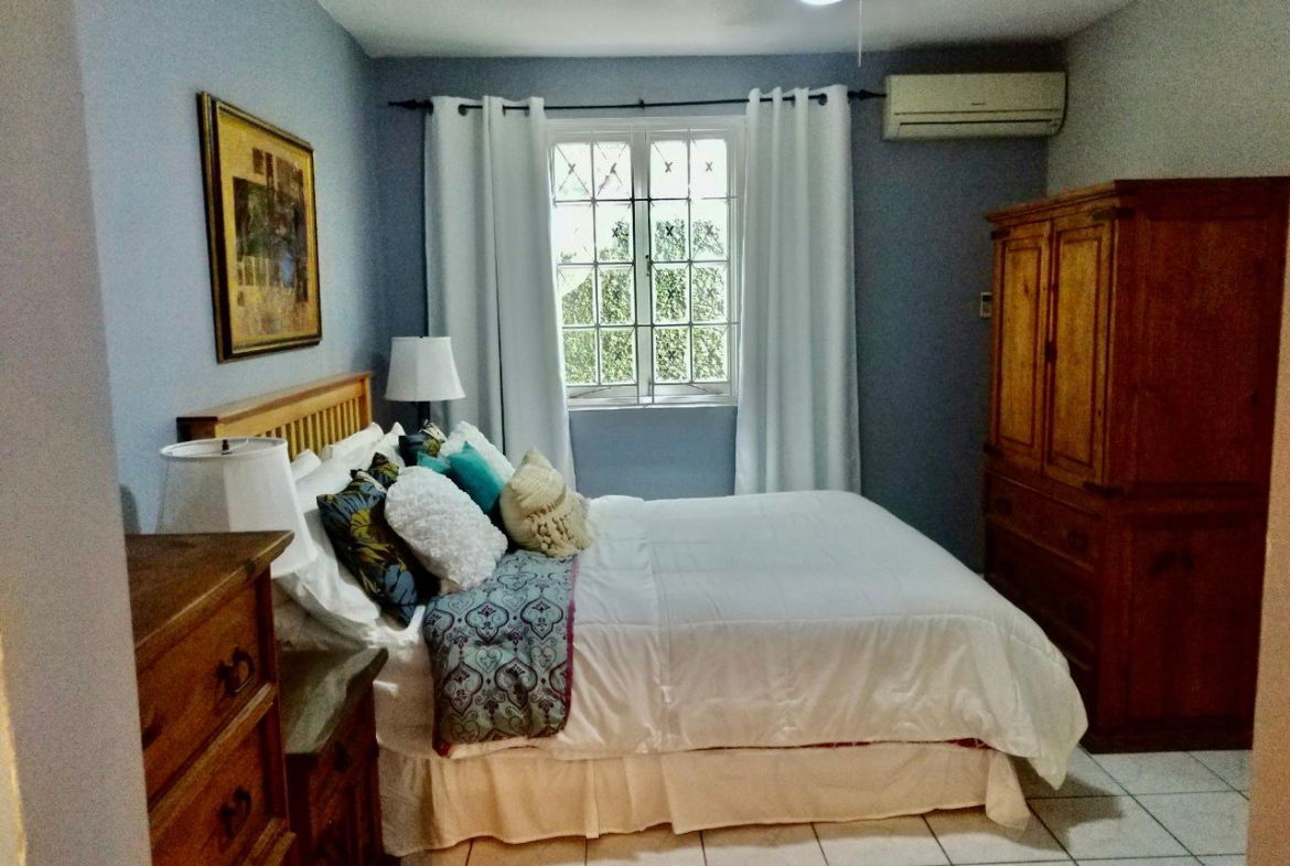 Twentieth image of Apt 1,-5 st Michael's Terrace in Kingston 6, St. Andrew, Jamaica - property is For Rent