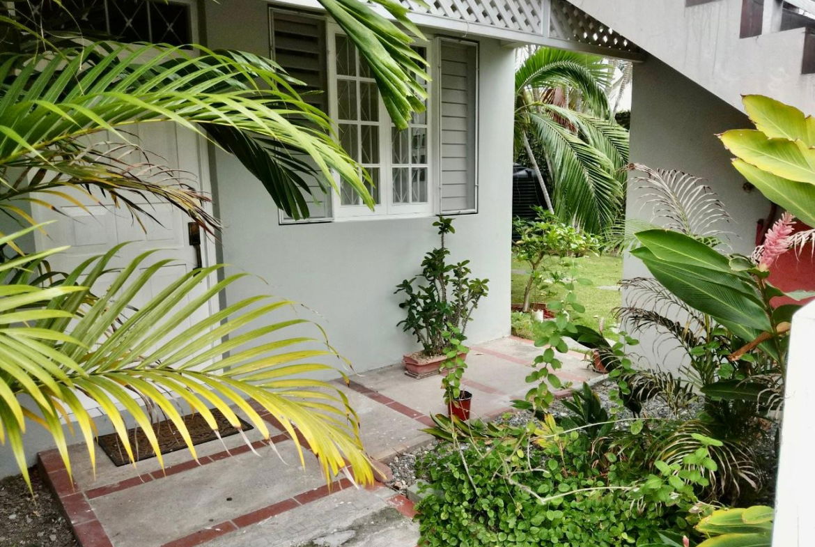 Third image of Apt 1,-5 st Michael's Terrace in Kingston 6, St. Andrew, Jamaica - property is For Rent