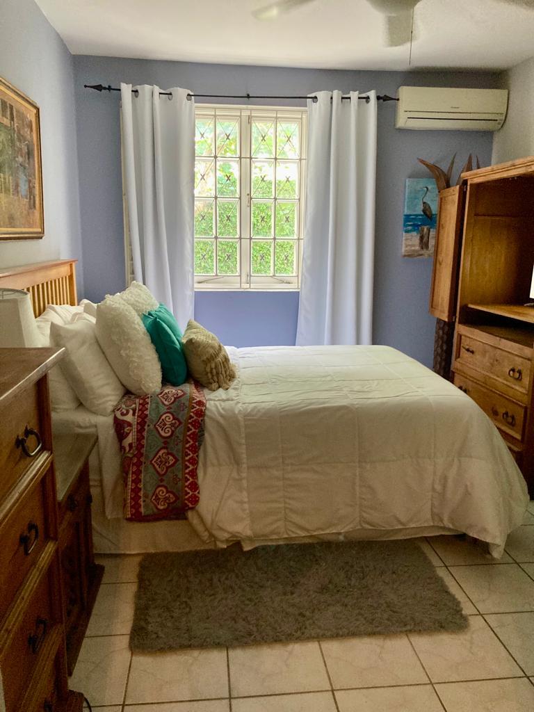 Furnished-1-Bedroom-Apartment-for-Rent-in-Liguanea-Kingston-6 Twenty-Eighth image of Apt 1,-5 st Michael's Terrace in Kingston 6, St. Andrew, Jamaica - property is For Rent