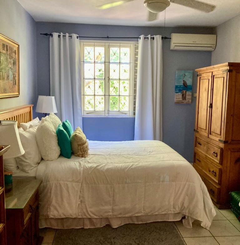 Seventh image of Apt 1,-5 st Michael's Terrace in Kingston 6, St. Andrew, Jamaica - property is For Rent