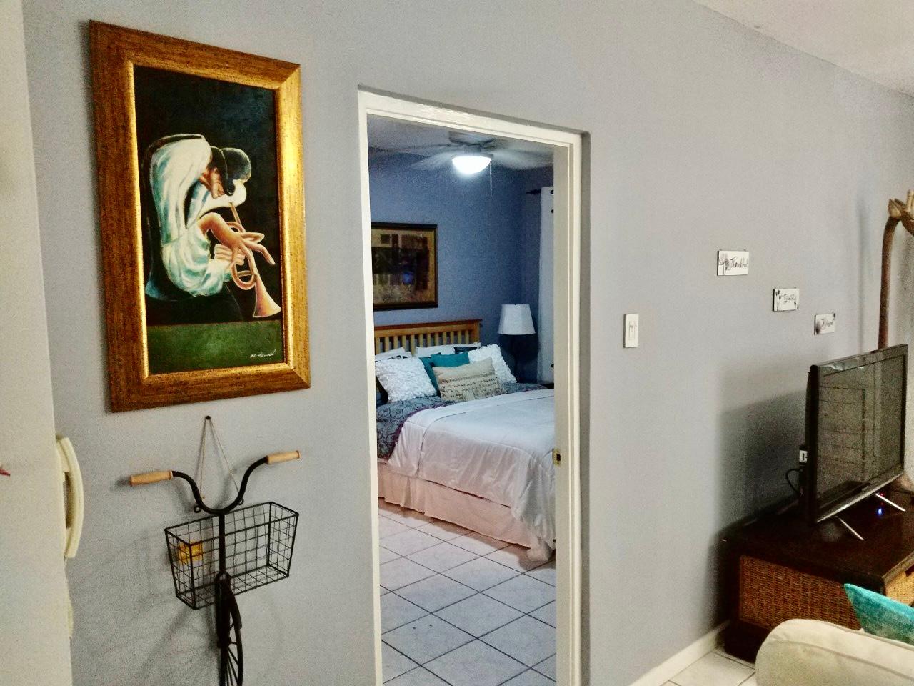 Furnished-1-Bedroom-Apartment-for-Rent-in-Liguanea-Kingston-6 Tenth image of Apt 1,-5 st Michael's Terrace in Kingston 6, St. Andrew, Jamaica - property is For Rent