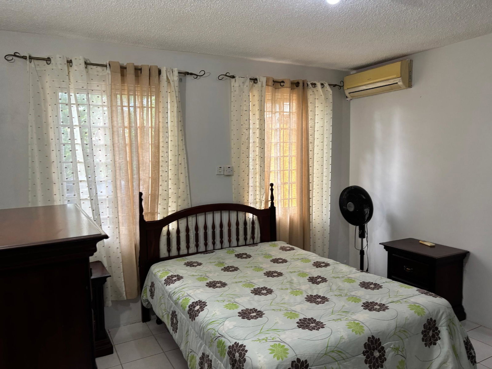 Eleventh image of 4-8 Hibiscus Drive in Kingston 6, St. Andrew, Jamaica - property is For Rent