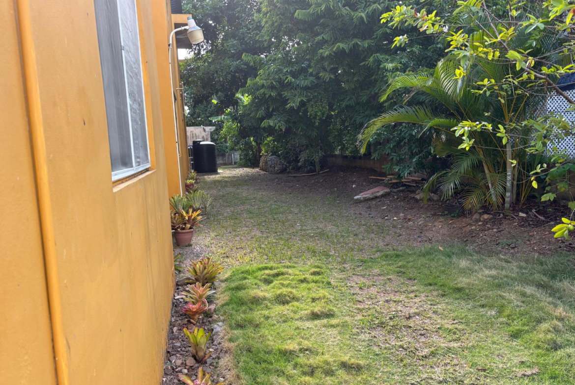 Fourteenth image of 4-8 Hibiscus Drive in Kingston 6, St. Andrew, Jamaica - property is For Rent