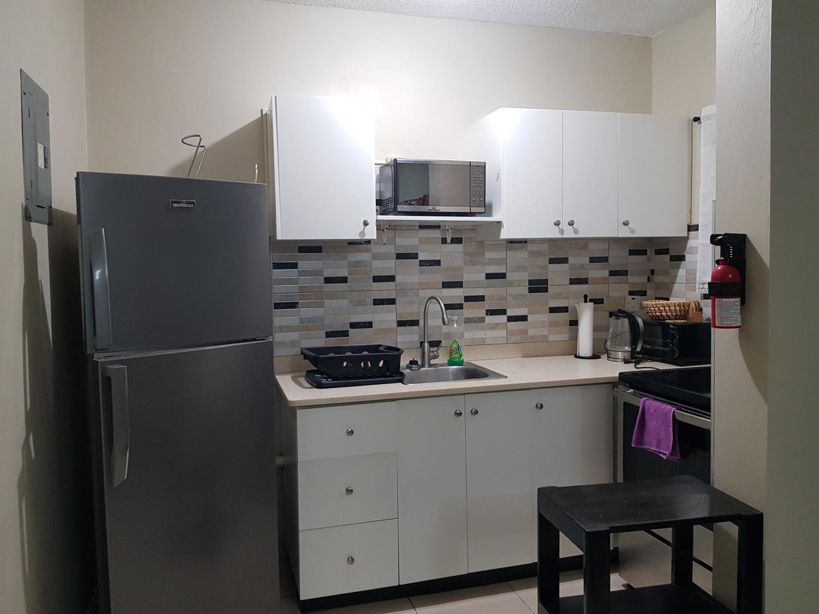 Furnished-1-Bedroom-Apartment-for-Rent-on-Dumbarton-Ave-St.-Andrew Fifth image of 8-25 Dumbarton Avenue in Kingston 10, St. Andrew, Jamaica - property is For Rent