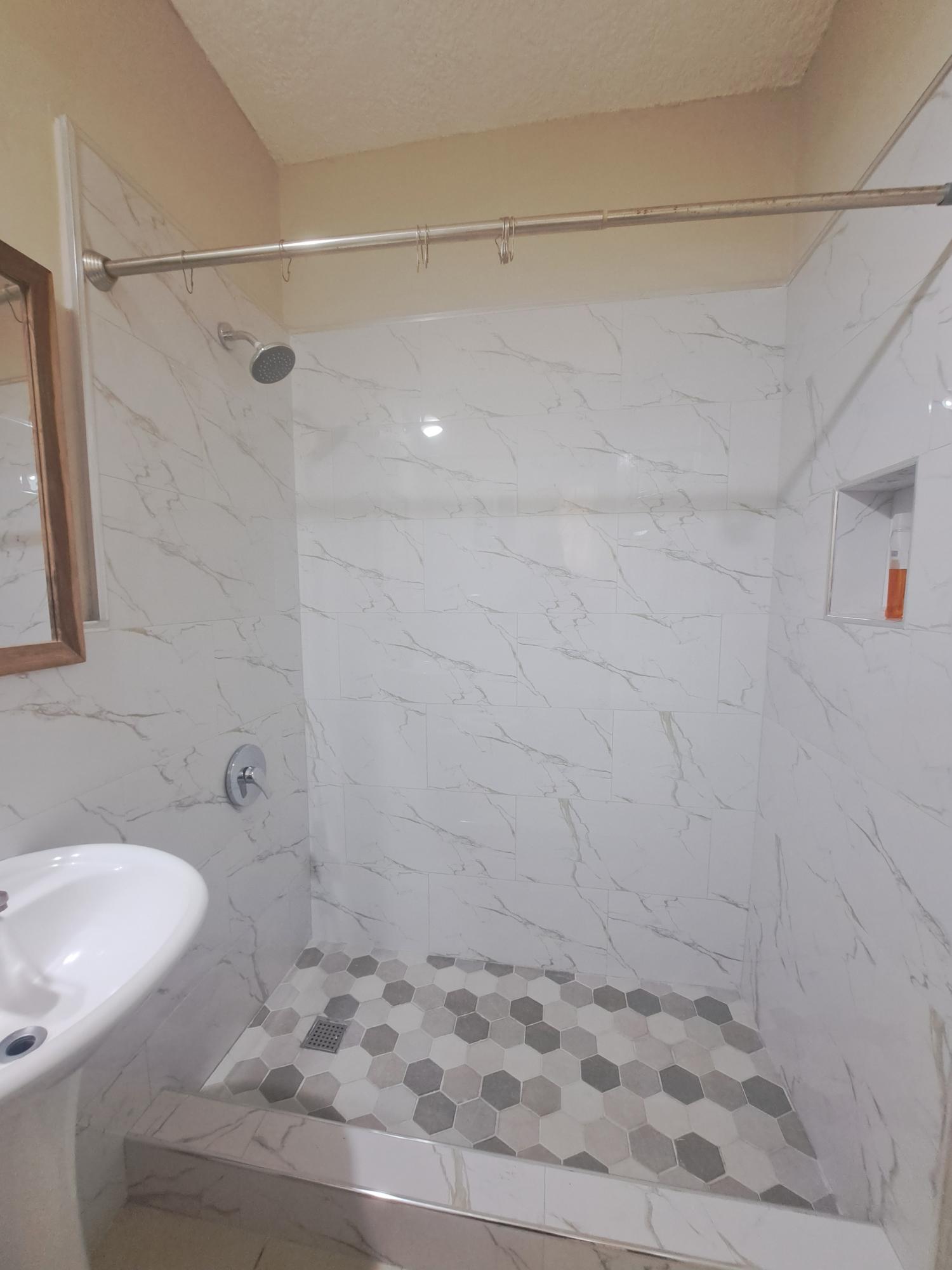 Furnished-1-Bedroom-Apartment-for-Rent-on-Dumbarton-Ave-St.-Andrew Seventh image of 8-25 Dumbarton Avenue in Kingston 10, St. Andrew, Jamaica - property is For Rent