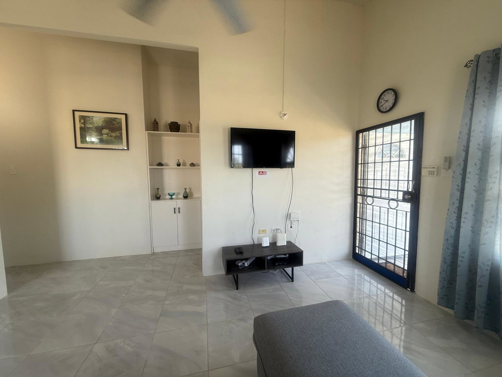 Furnished-2-Bedroom-Home-for-Rent-in-Camelot-Village-Discovery-Bay-St.-Ann Third image of Camelot Village in Discovery Bay, St. Ann, Jamaica - property is For Rent