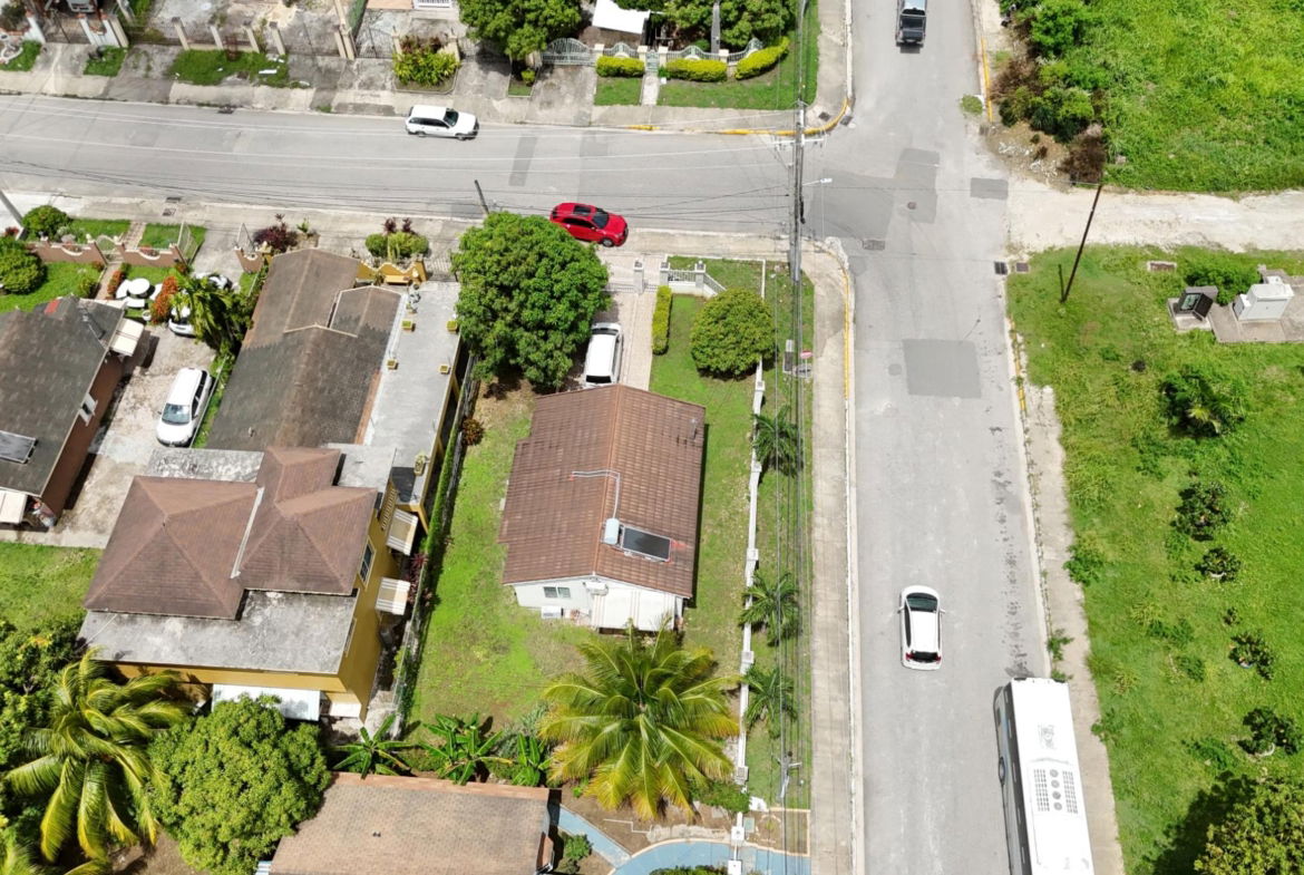 First image of 531 Bogue Village in Bogue Village, St. James, Jamaica - property is For Sale