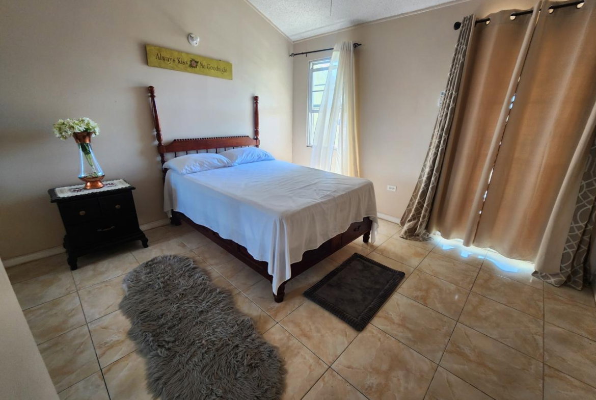 Fifth image of 21- Lingfield Crescent in Portmore Country Club, St. Catherine, Jamaica - property is For Rent