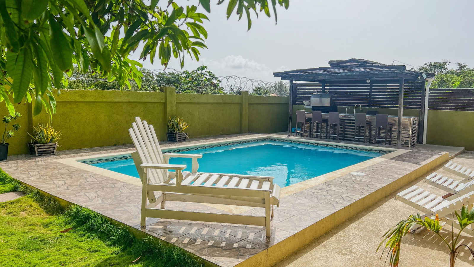 Furnished-3-Bed-Home-with-Pool-for-Sale-in-Drax-Hall-Country-Club-St.-Ann-Jamaica Fourth image of 284 Drax Hall Country Club in Drax Hall Estate, St. Ann, Jamaica - property is For Sale