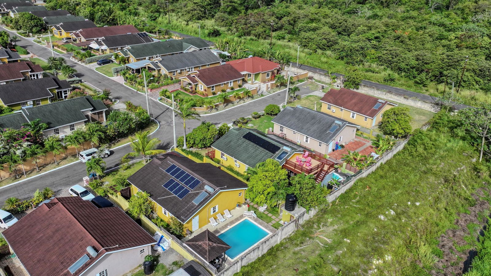 Furnished-3-Bed-Home-with-Pool-for-Sale-in-Drax-Hall-Country-Club-St.-Ann-Jamaica Ninth image of 284 Drax Hall Country Club in Drax Hall Estate, St. Ann, Jamaica - property is For Sale