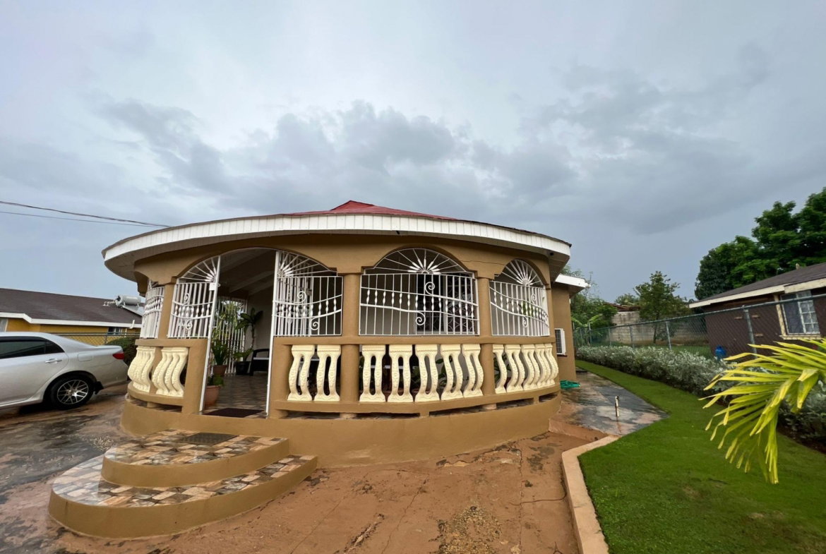 First image of Lot-320 Florence Hall Village in FLORENCE HALL VILLAGE, Trelawny, Jamaica - property is For Rent
