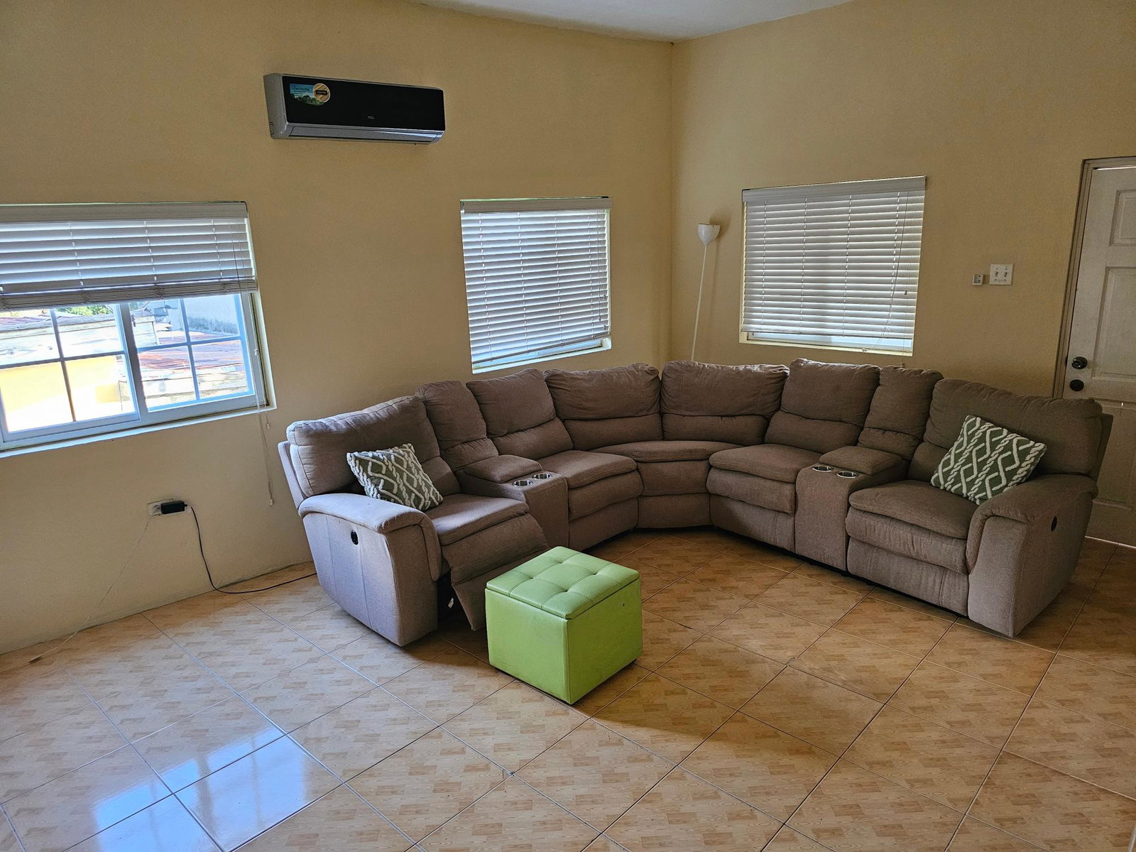 Fourth image of 8 Tankerville Avenue in Kingston 6, St. Andrew, Jamaica - property is For Rent