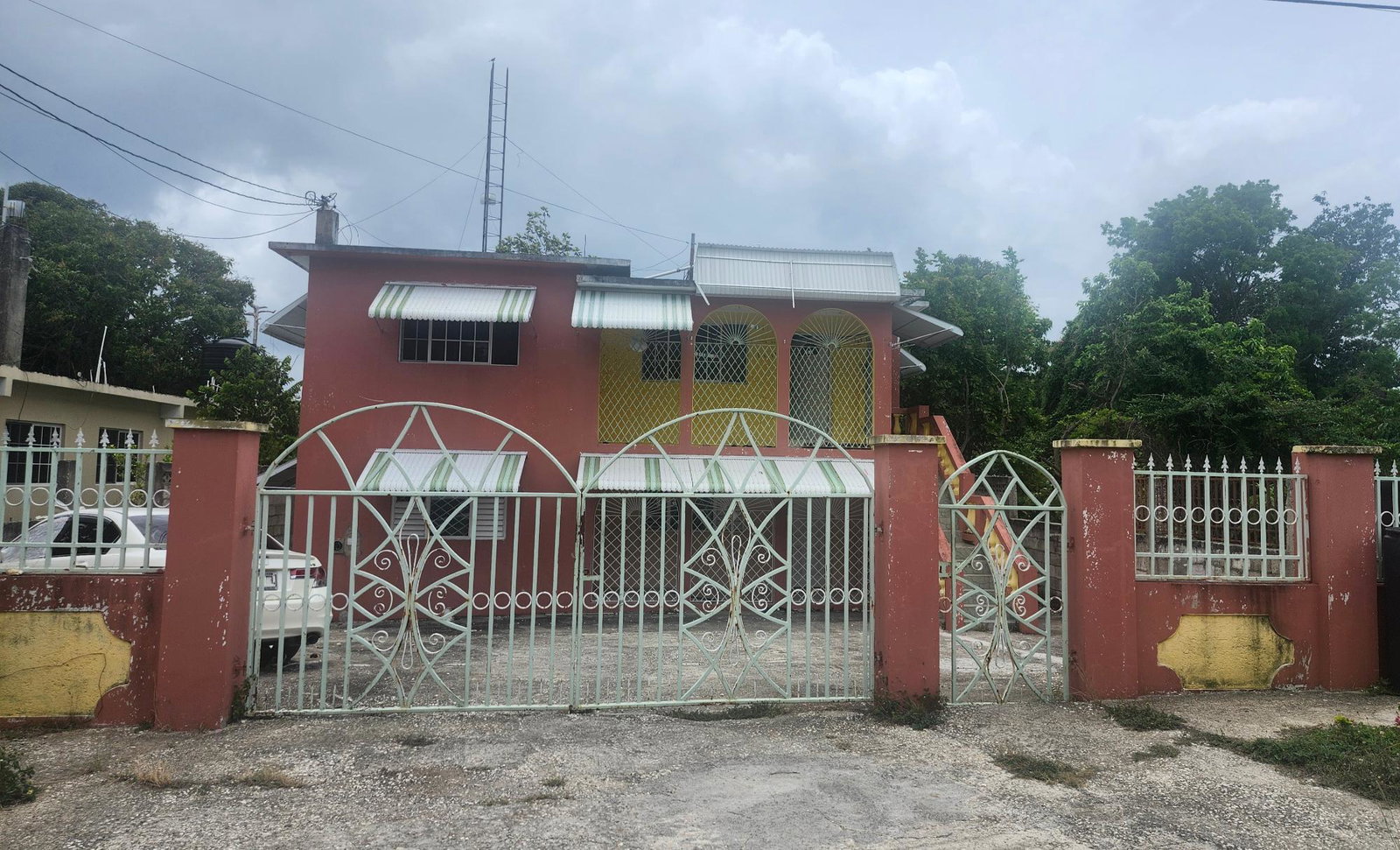 Ground-Floor-Apartment-for-Rent-in-Montego-Hills-St.-James-Jamaica First image of 102 First Avenue in Montego Hills, St. James, Jamaica - property is For Rent
