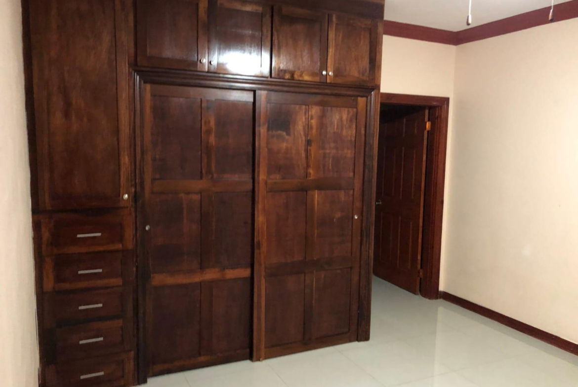 Eleventh image of 11-7 Charlemont Avenue in Kingston 6, St. Andrew, Jamaica - property is For Sale