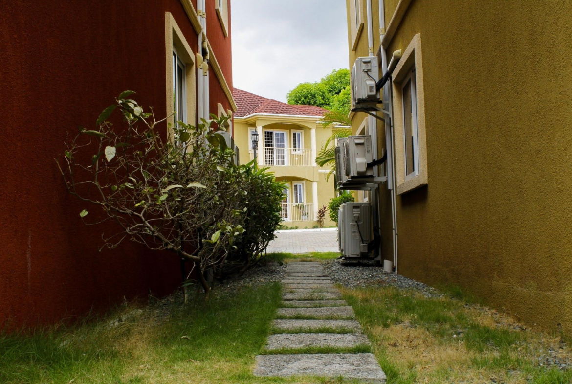 Seventeenth image of 11-7 Charlemont Avenue in Kingston 6, St. Andrew, Jamaica - property is For Sale