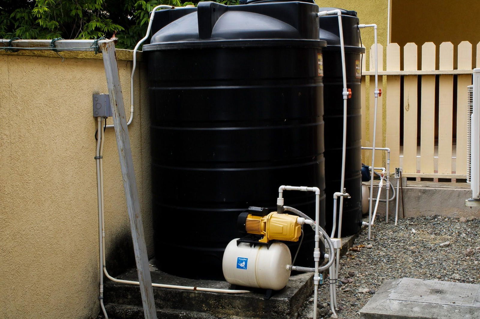 Ground-Floor-Apartment-for-Sale-in-Kingston-6-–-2-Bed-2.5-Bath-Prime-Location Nineteenth image of 11-7 Charlemont Avenue in Kingston 6, St. Andrew, Jamaica - property is For Sale