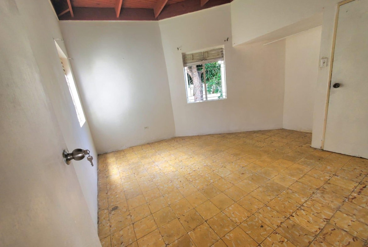 Fourth image of 4 Darlington Avenue in Kingston 8, St. Andrew, Jamaica - property is For Rent