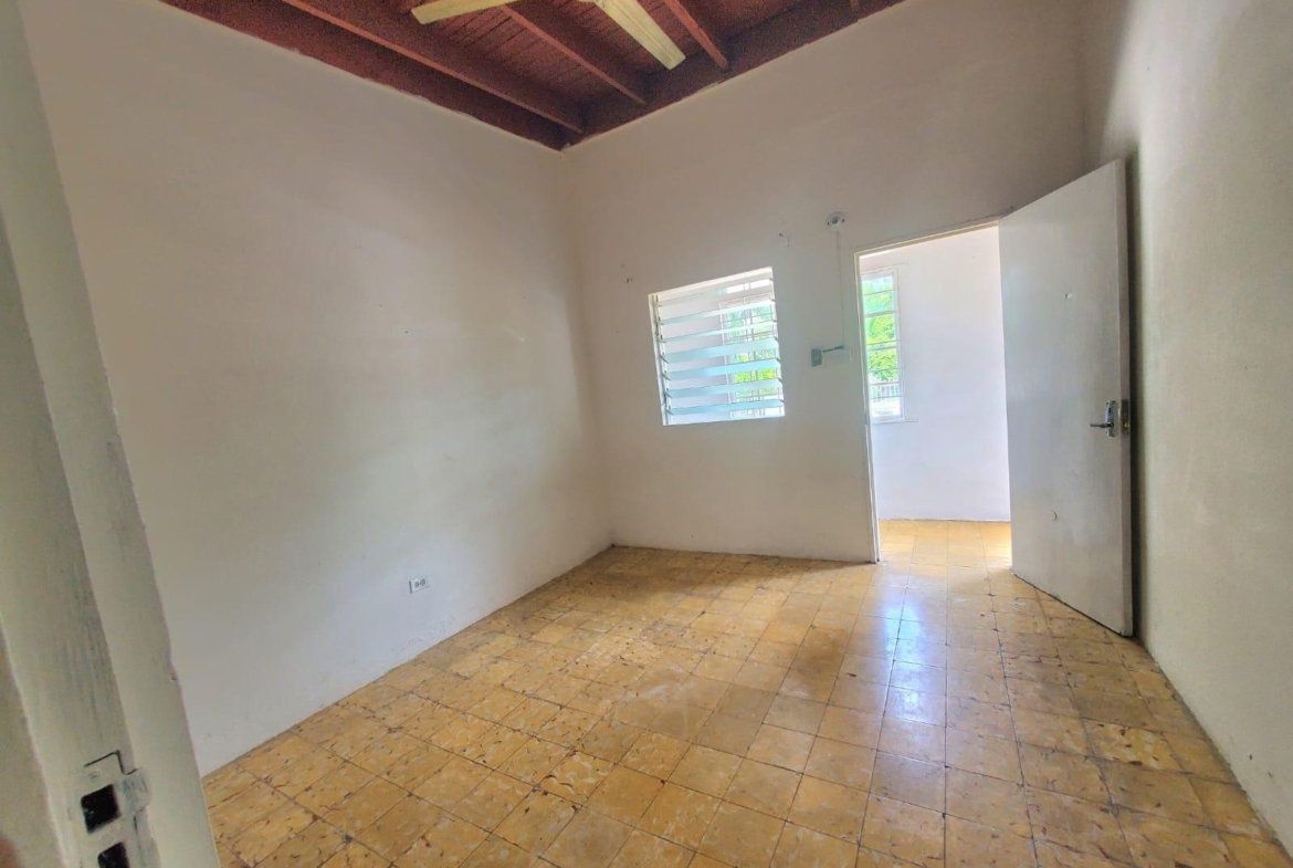 Fifth image of 4 Darlington Avenue in Kingston 8, St. Andrew, Jamaica - property is For Rent