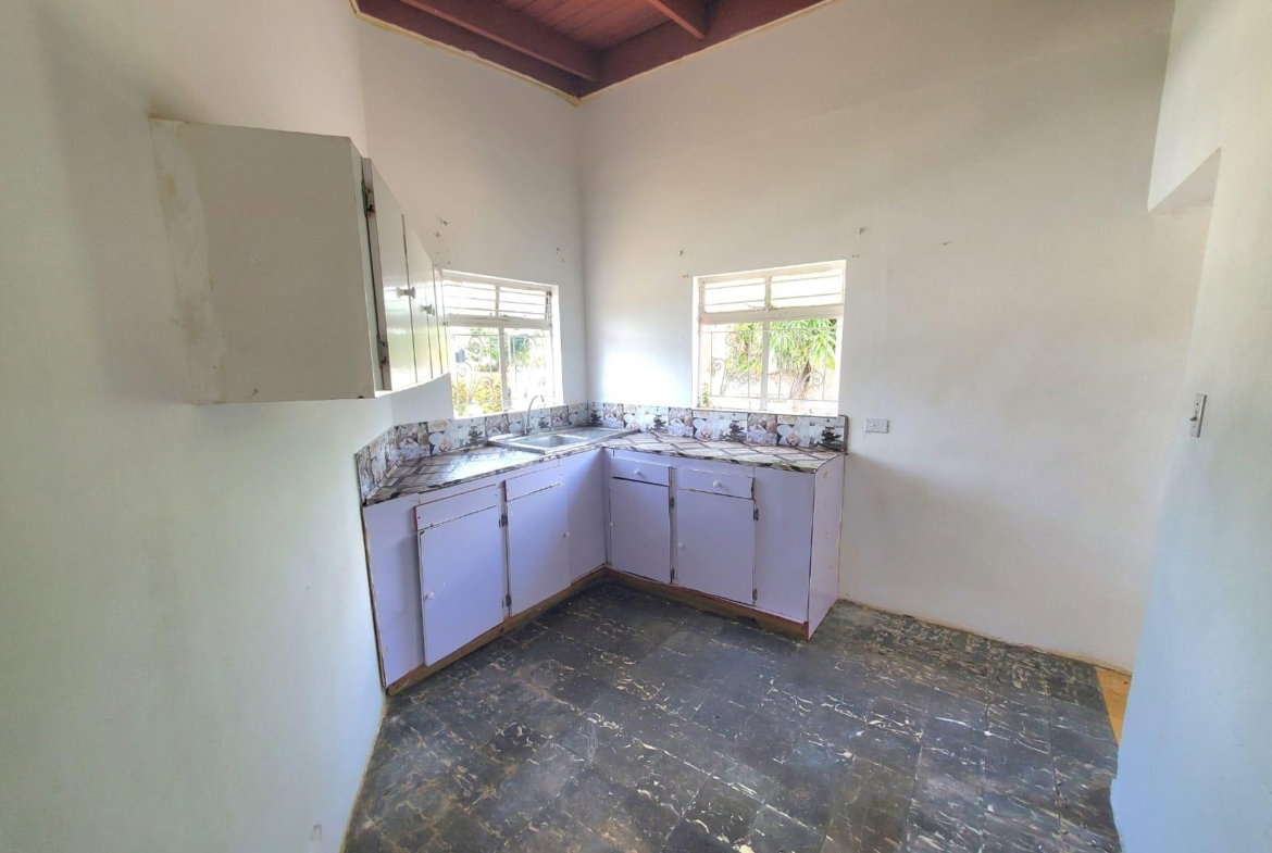 Eighth image of 4 Darlington Avenue in Kingston 8, St. Andrew, Jamaica - property is For Rent