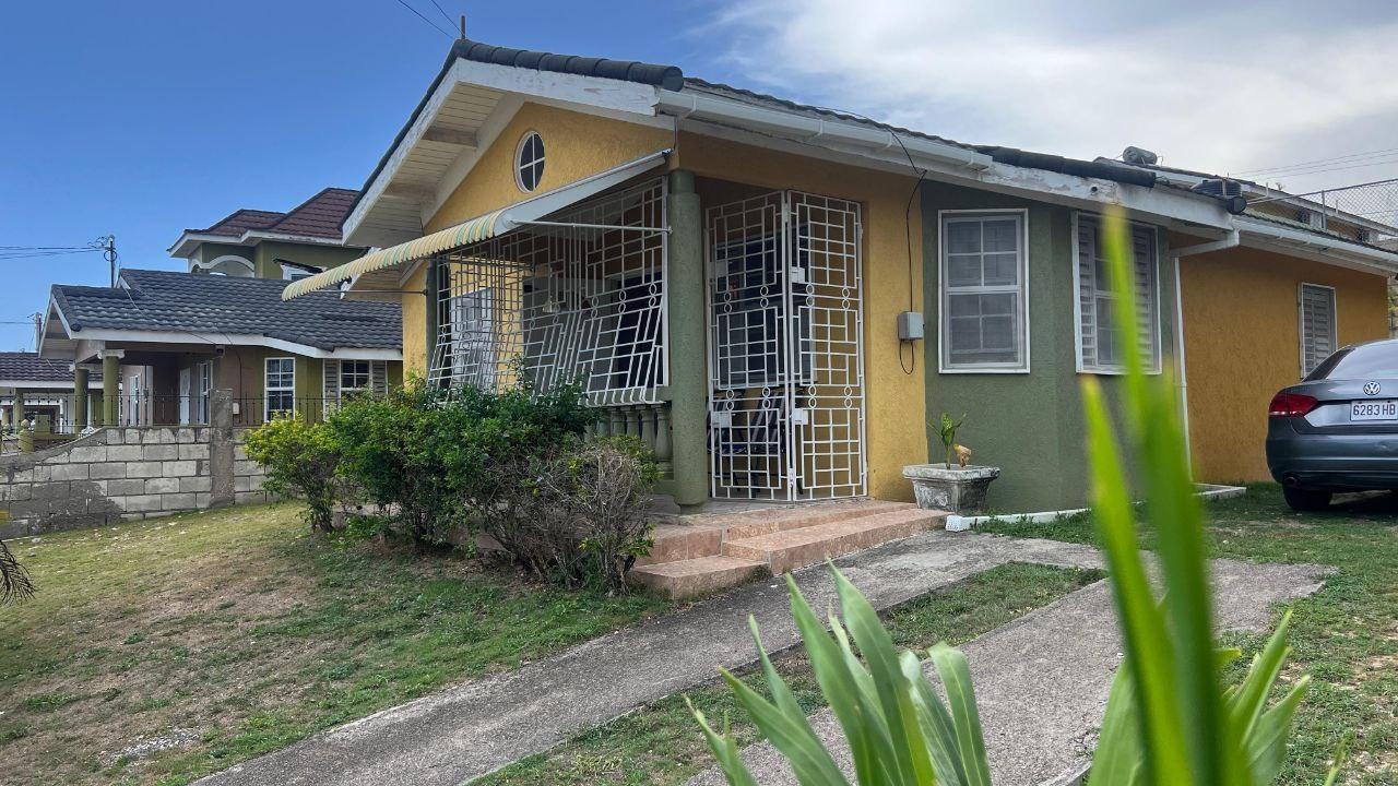 Fourth image of 768 Stonebrook Vista in STONEBROOK VISTA, Trelawny, Jamaica - property is For Rent