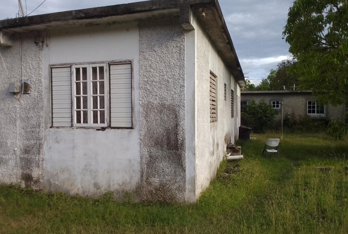 Second image of 35 Edgeware in KINGSTON, Kingston, Jamaica - property is For Sale