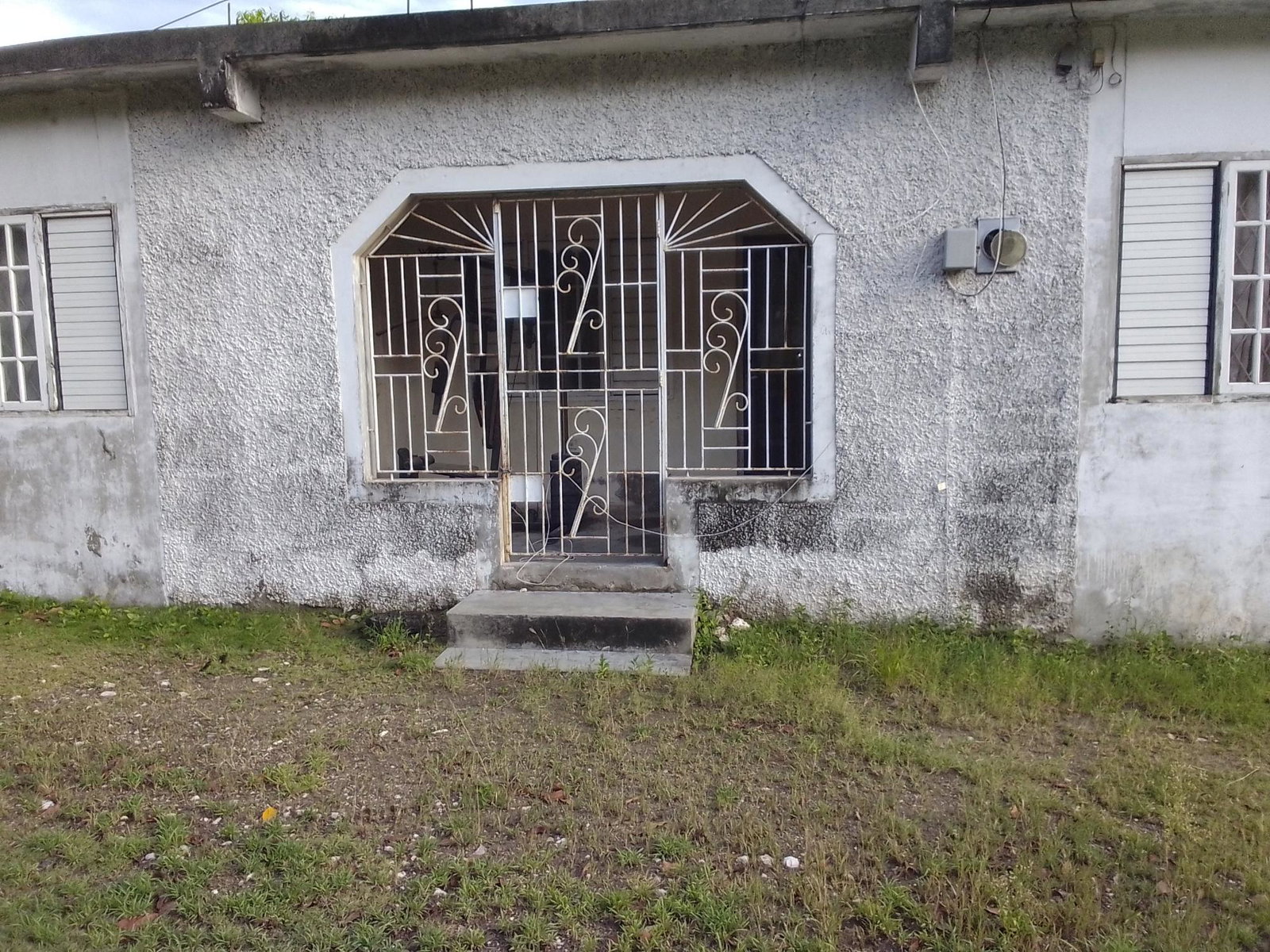 House-for-Sale-at-35-Edgeware-Kingston-Jamaica-–-Mountain-View-Expansion-Potential Third image of 35 Edgeware in KINGSTON, Kingston, Jamaica - property is For Sale