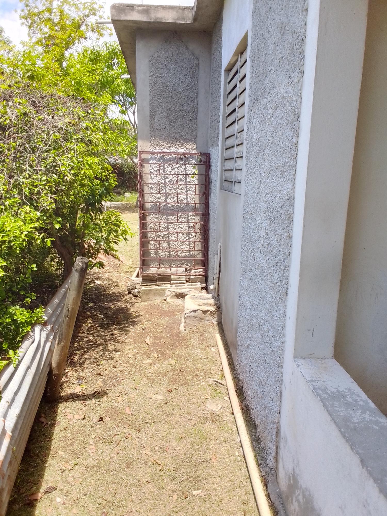 House-for-Sale-at-35-Edgeware-Kingston-Jamaica-–-Mountain-View-Expansion-Potential Fifth image of 35 Edgeware in KINGSTON, Kingston, Jamaica - property is For Sale