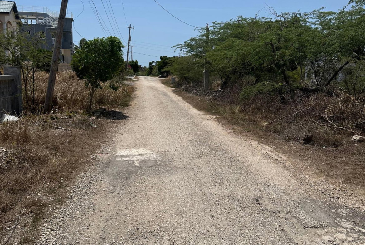 Second image of 8 Old Wharf rd in Treasure Beach, St. Elizabeth, Jamaica - property is For Sale