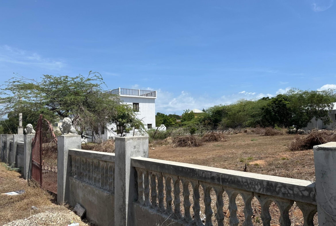 Fourth image of 8 Old Wharf rd in Treasure Beach, St. Elizabeth, Jamaica - property is For Sale