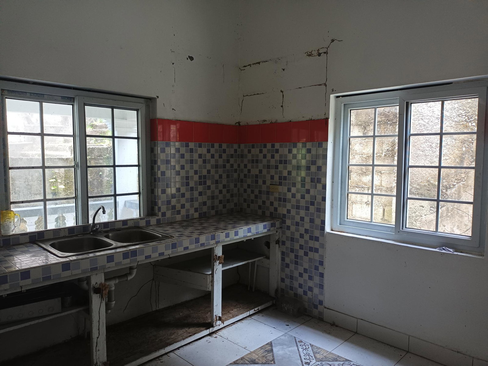 Fourth image of 4 Sunderland in Lottery, St. James, Jamaica - property is For Sale