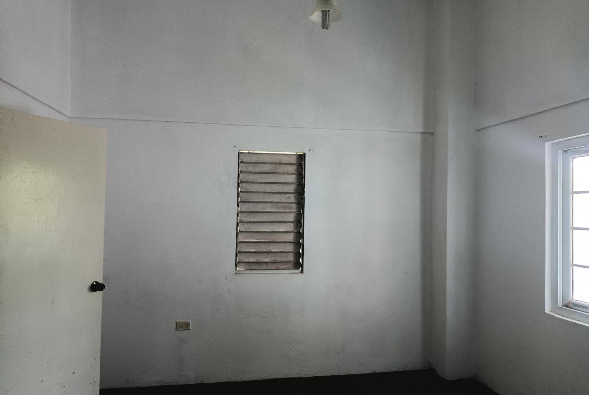 Ninth image of 4 Sunderland in Lottery, St. James, Jamaica - property is For Sale