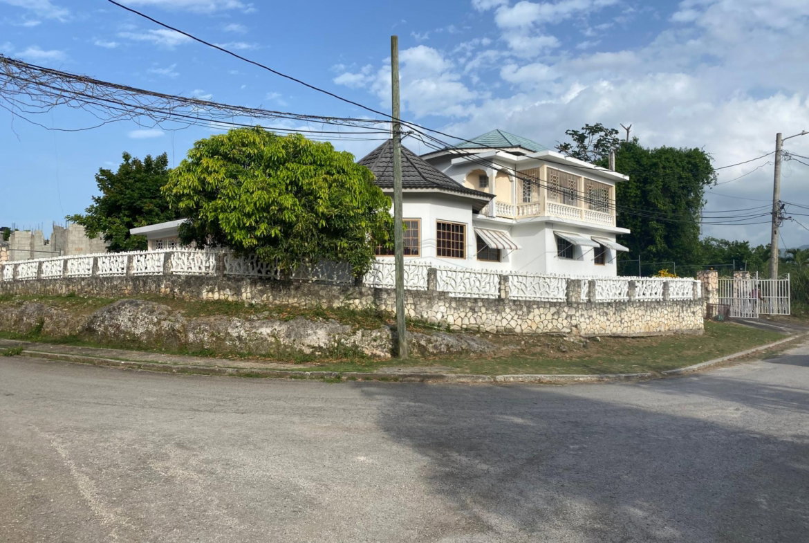 Second image of 477 Porto Bello, St.james in Porto Bello Heights, St. James, Jamaica - property is For Sale