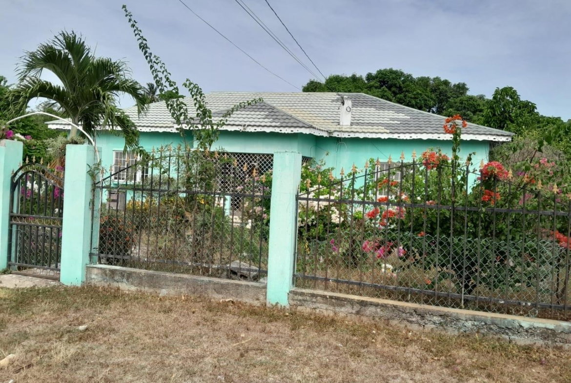 Fifth image of Browns Avenue in Palmers Cross, Clarendon, Jamaica - property is For Sale