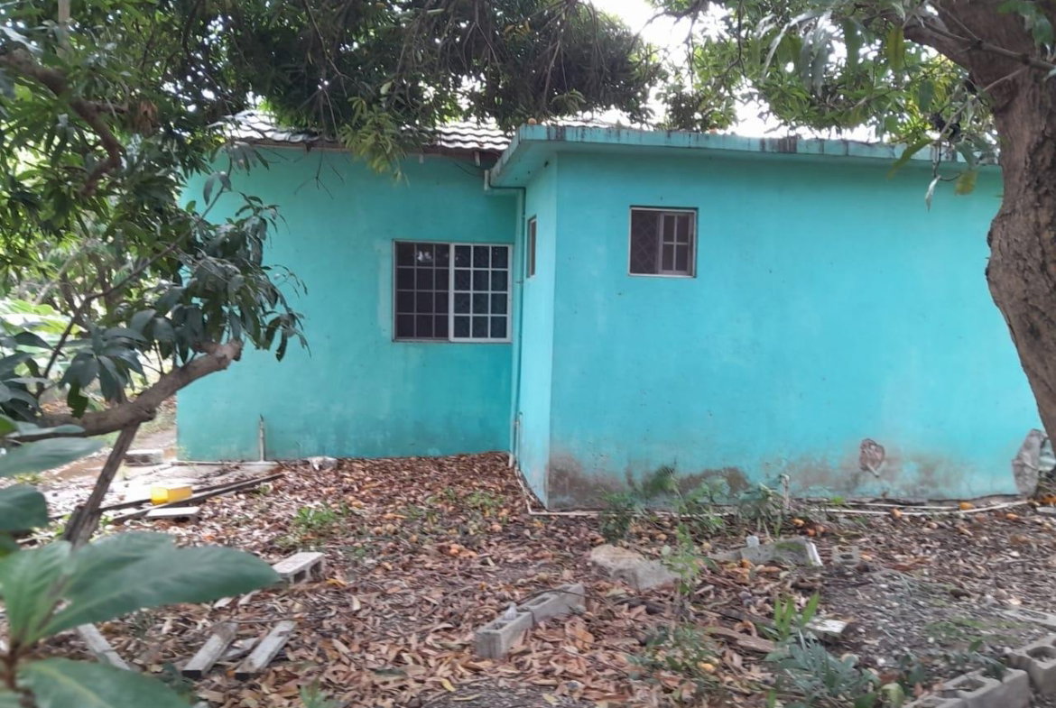 Tenth image of Browns Avenue in Palmers Cross, Clarendon, Jamaica - property is For Sale
