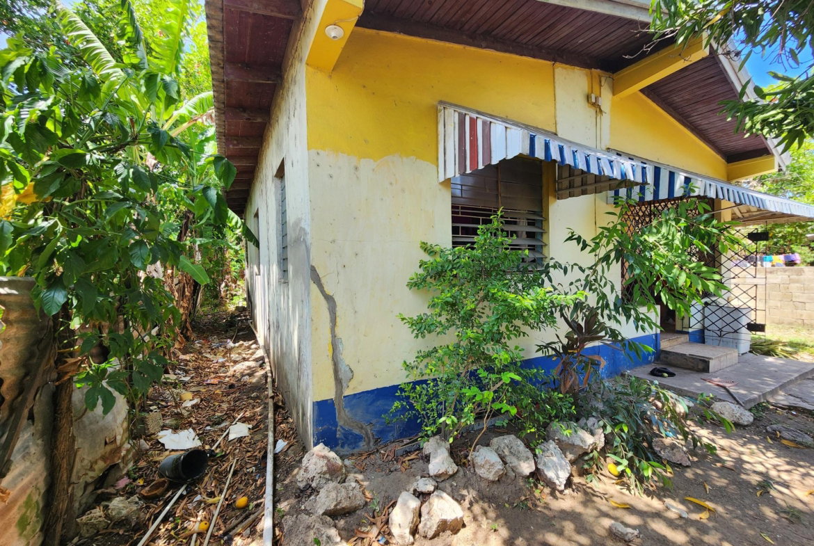 Thirteenth image of 94 St. Johns Road in Spanish Town, St. Catherine, Jamaica - property is For Sale