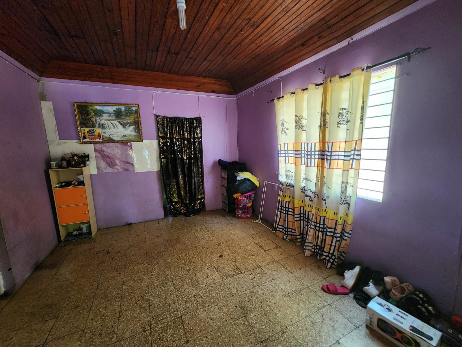 House-for-Sale-on-St.-Johns-Main-Road-St.-Catherine-Jamaica-36000-sq-ft-Lot Third image of 94 St. Johns Road in Spanish Town, St. Catherine, Jamaica - property is For Sale