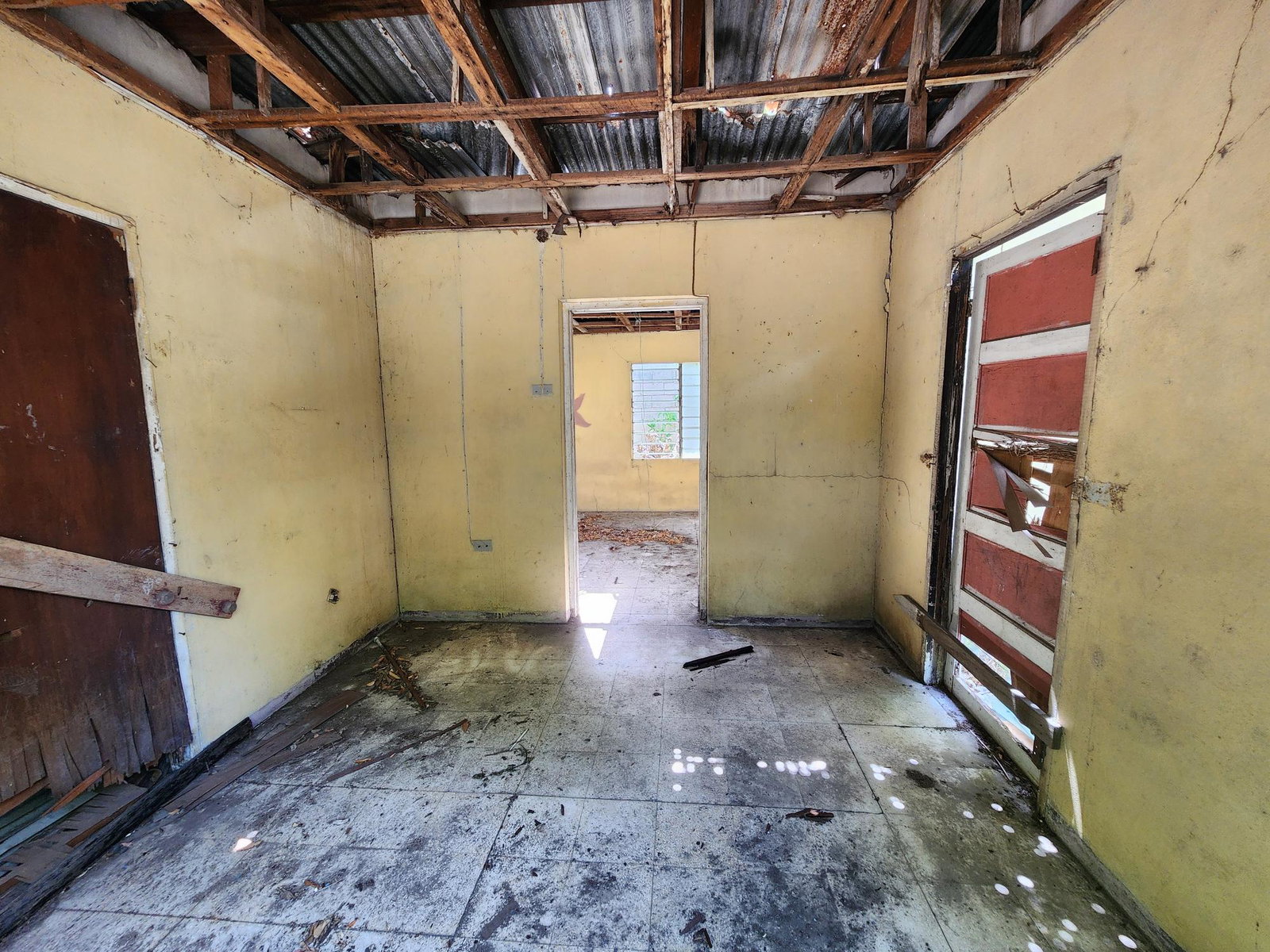 House-for-Sale-on-St.-Johns-Main-Road-St.-Catherine-Jamaica-36000-sq-ft-Lot Seventh image of 94 St. Johns Road in Spanish Town, St. Catherine, Jamaica - property is For Sale
